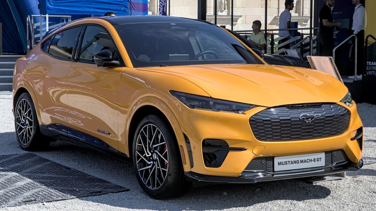 An image of a Ford Mustang Mach-E_GT SUV/Crossover at 2021 IAA