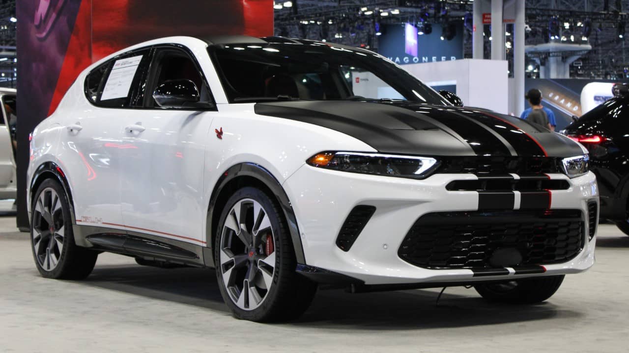 A 2023 Dodge Hornet R/T GLH photographed during the 2023 New York International Auto Show