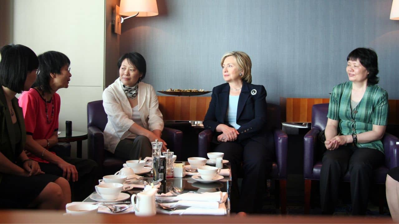Former U.S. Secretary of State Hillary Rodham Clinton meets with Chinese Women Civil Society Leaders in Beijing, China, May 26, 2010.
