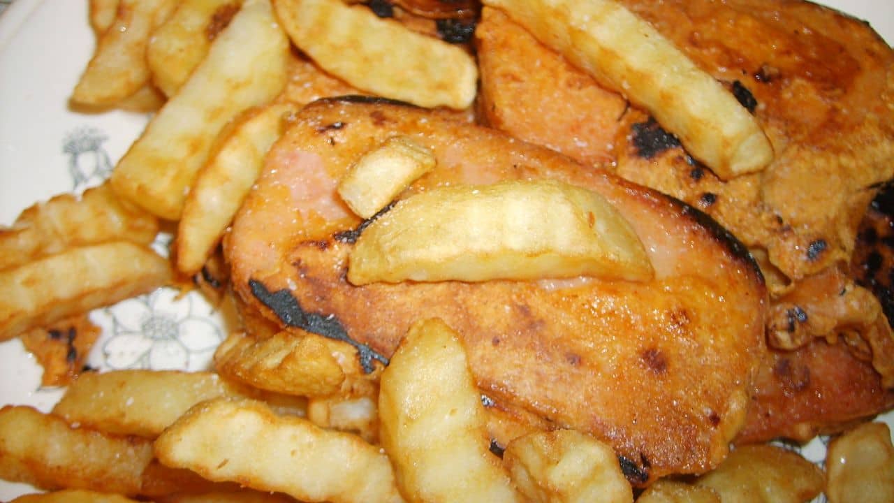 Spam fritters and chips.