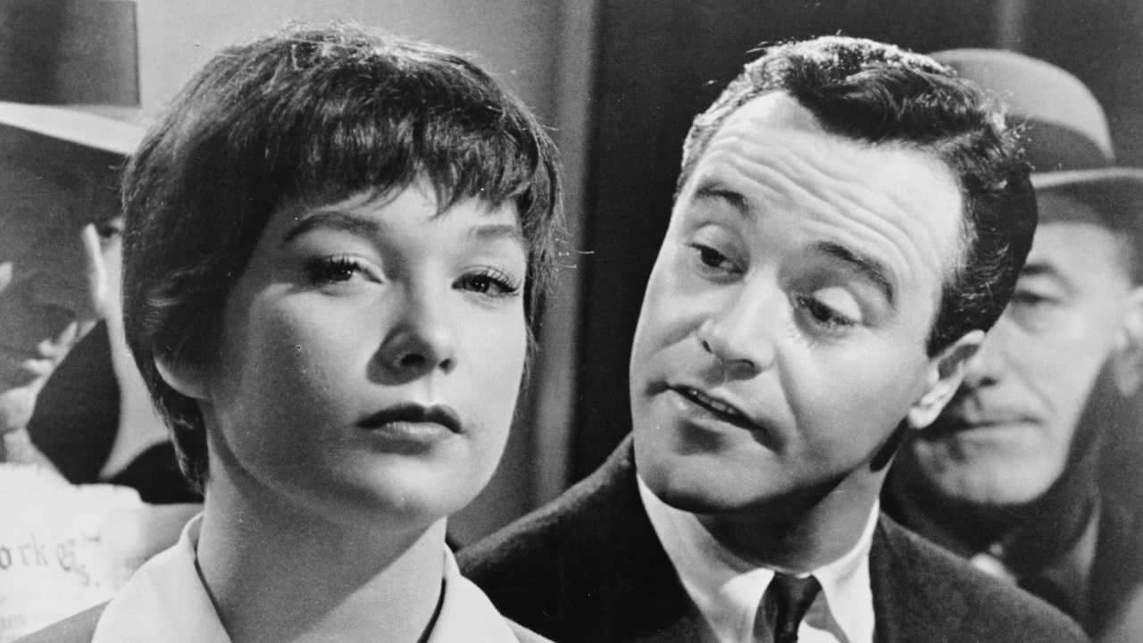 Jack Lemmon and Shirley MacLaine in The Apartment (1960)